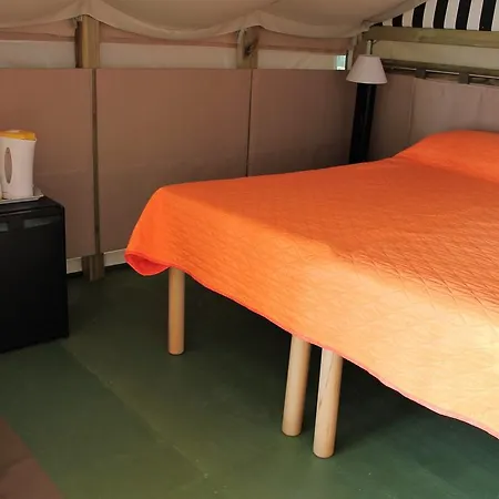 Camping Parco Del Glamping And *