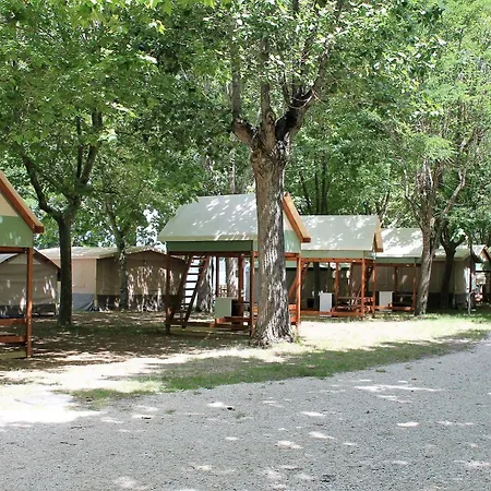 Parco Del Glamping And Camping *